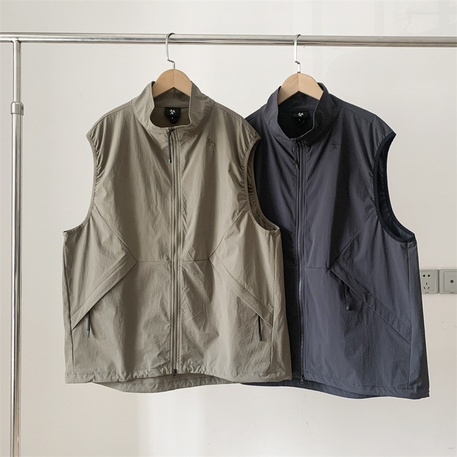 Goldwin Waterproof Windproof T - Outdoor Adventure Vest 리뷰 및 가격