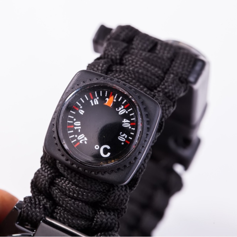 Multifunctional Outdoor Watch  - Outdoor Adventure Kit 리뷰 및 가격
