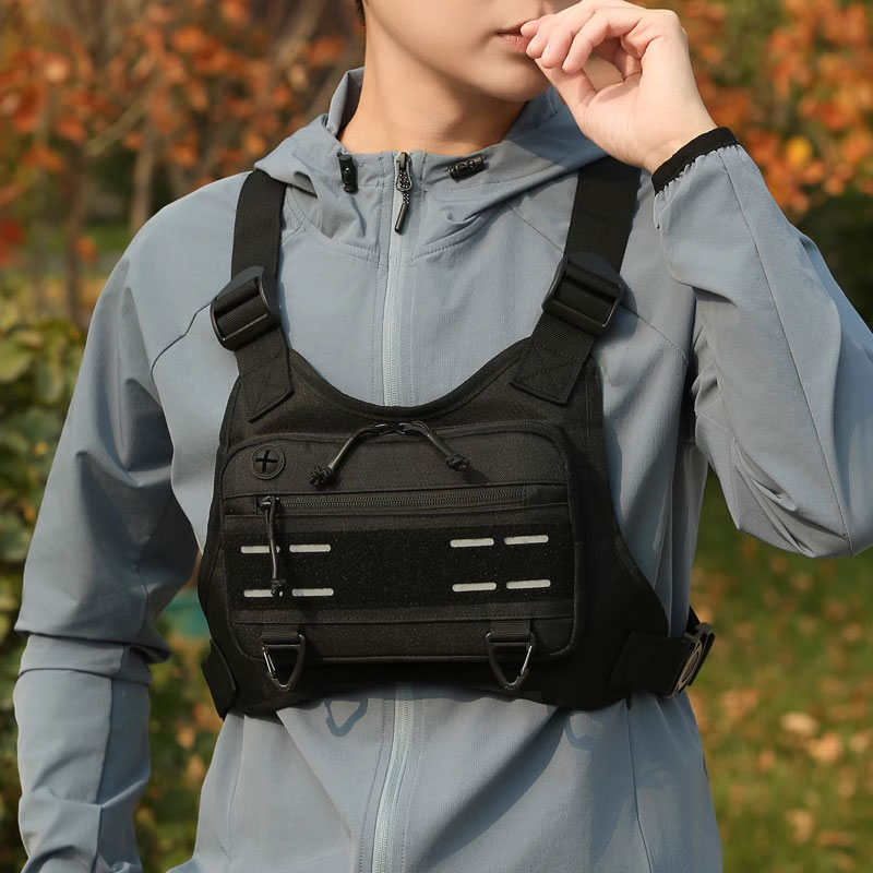 Outdoor Chest Bag For Men Fron - Outdoor Adventure Vest 리뷰 및 가격